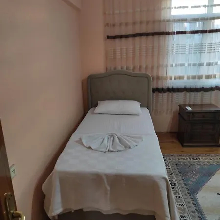 Yener Apart Апартаменты