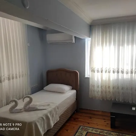 Апартаменты Yener Apart